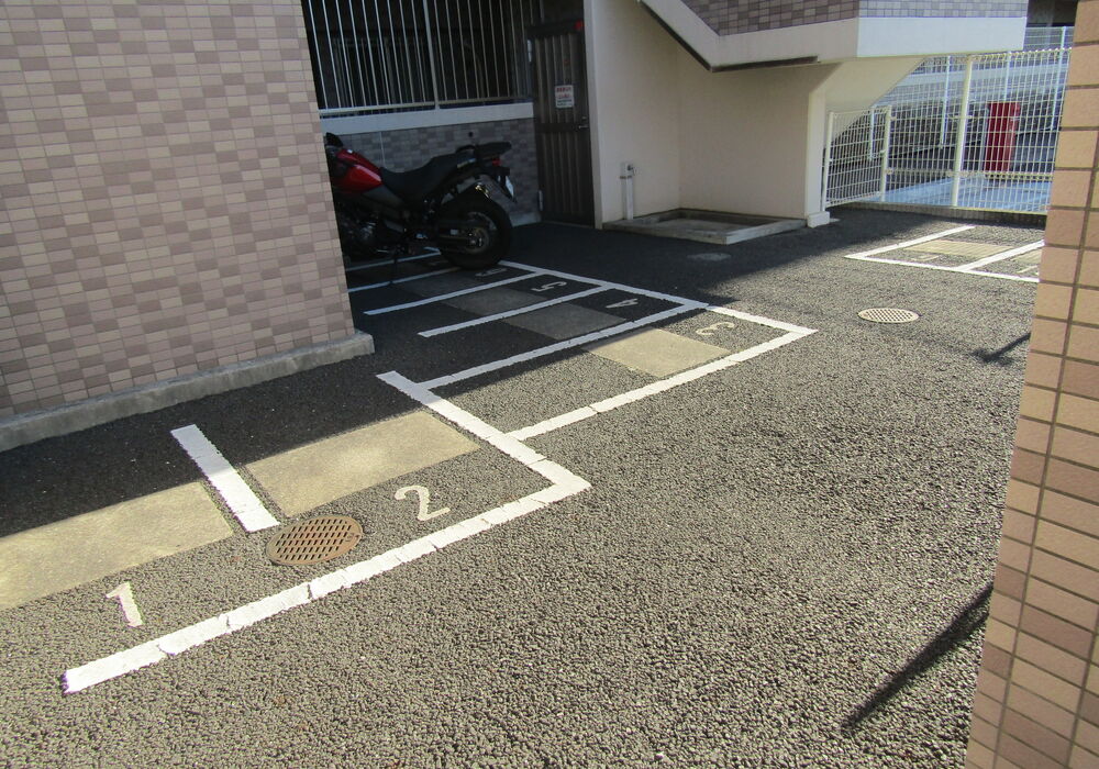 バイク置き場